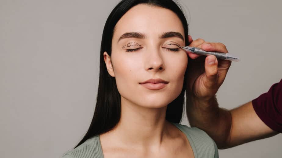 Blepharoplasty recovey